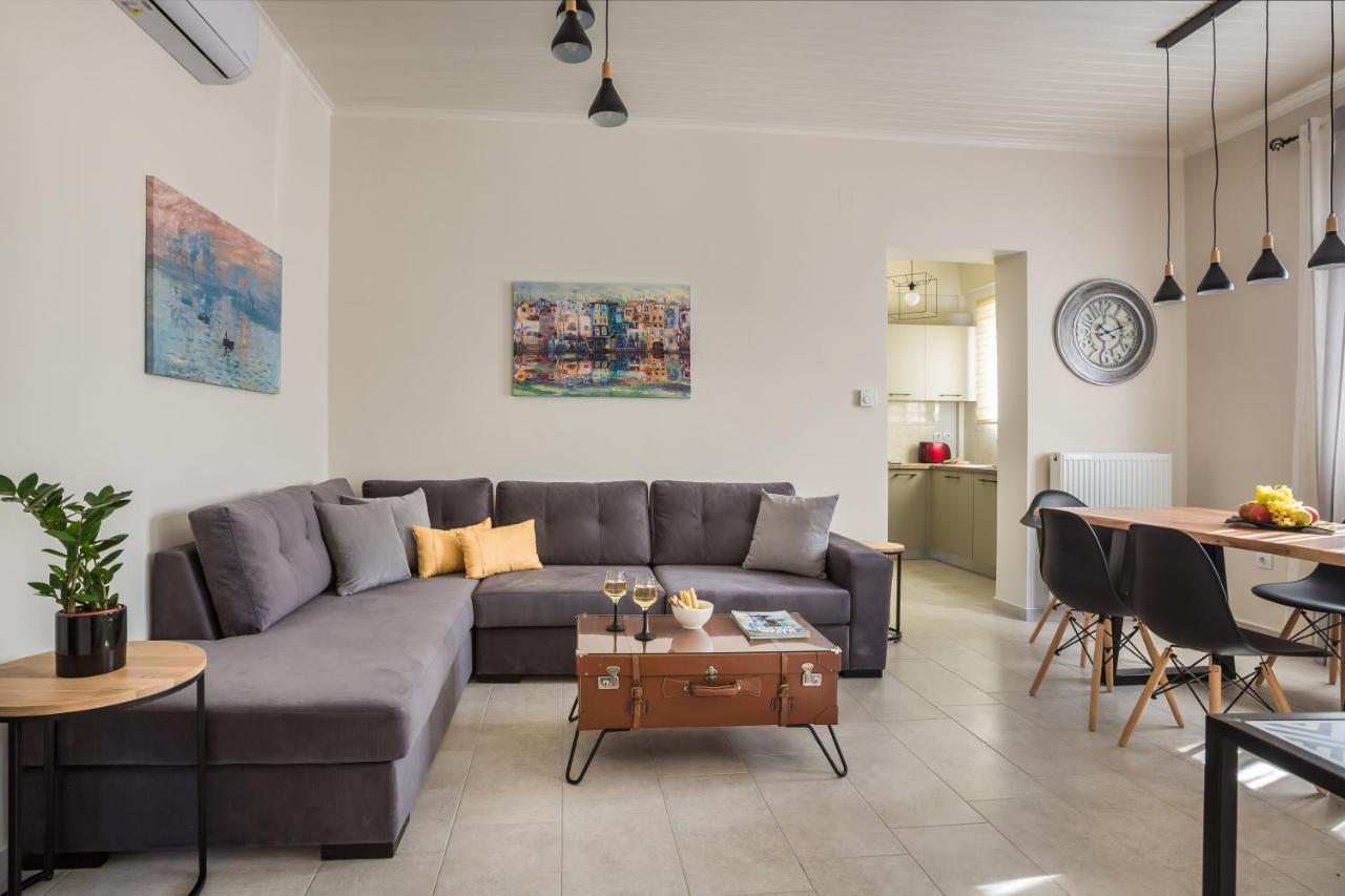 The Lagoon Luxury House 아르고스톨리온 외부 사진